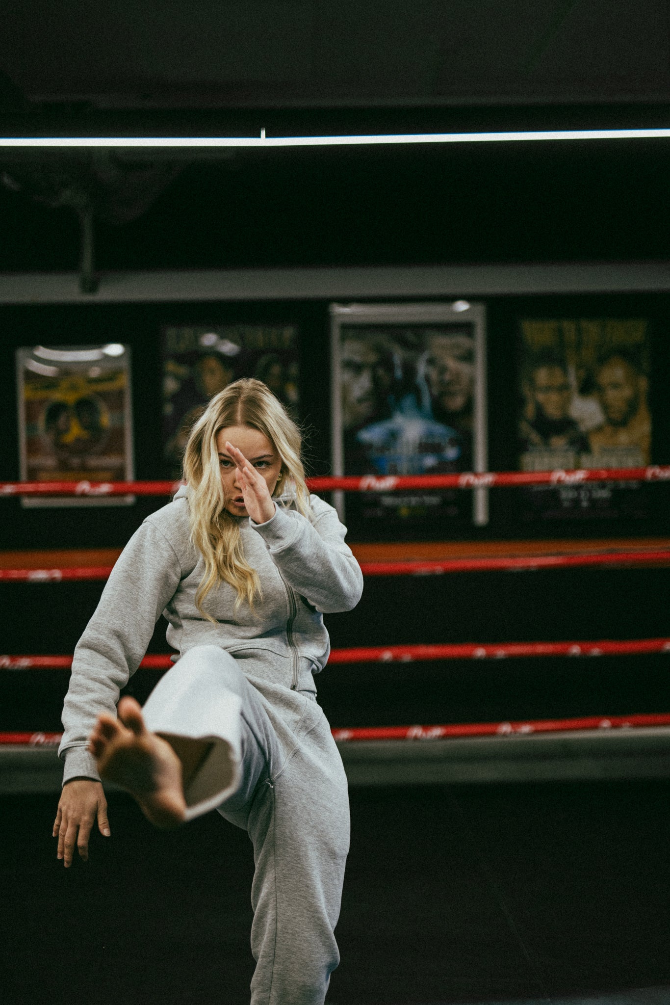 Crest "GOAT" Women's Sweatpants (Grey)