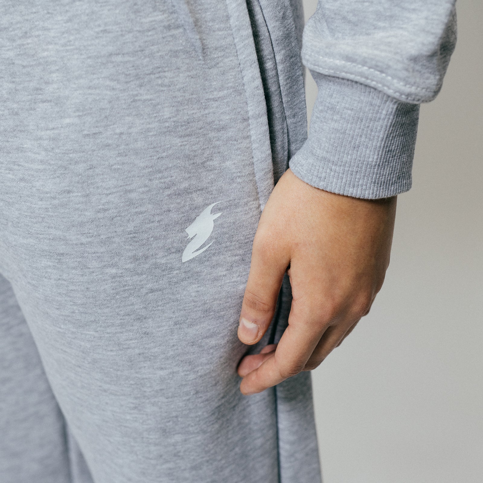 Crest "GOAT" Women's Sweatpants (Grey)