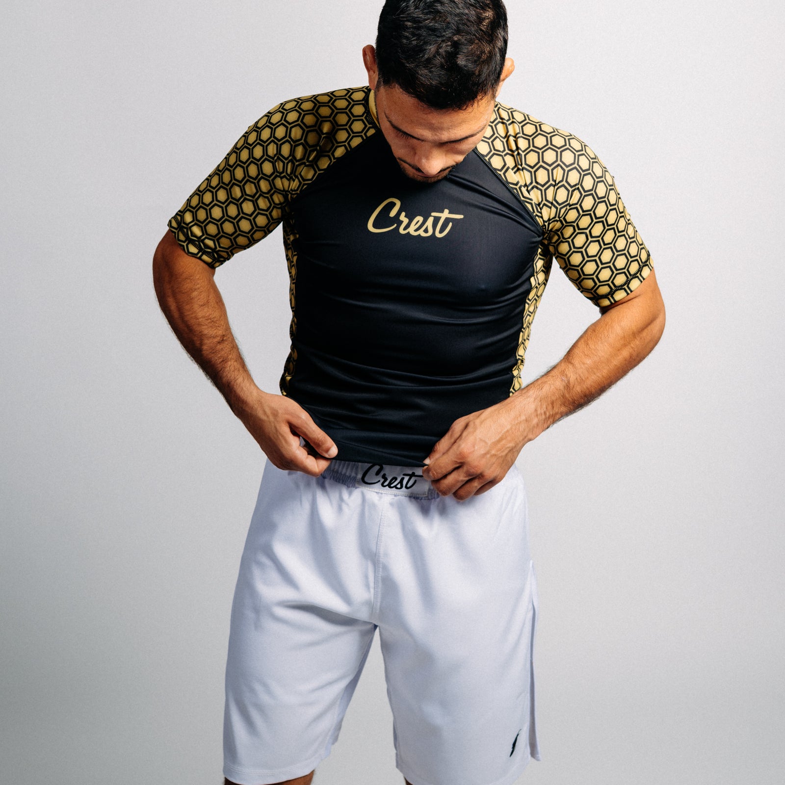 Rash Guard "Killer Bee" | Musta / Kultainen