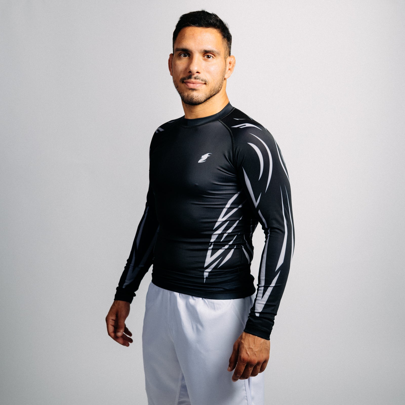Rash Guard "ARROW" Series | Silver / Black (long)