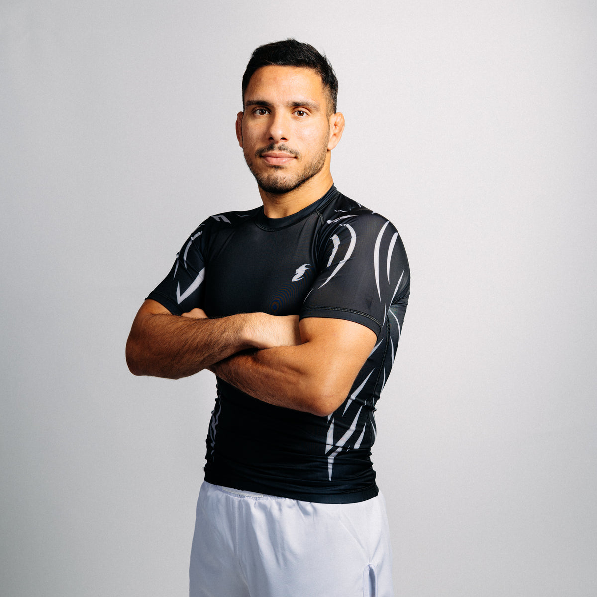 Rash Guard "ARROW" Series | Silver / Black (short)