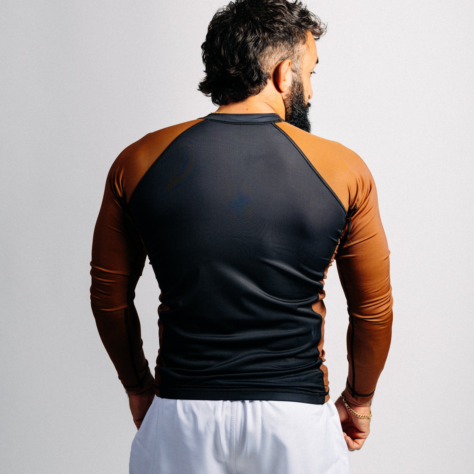 Pitkähihainen "GOAT" rash guard - Ruskea