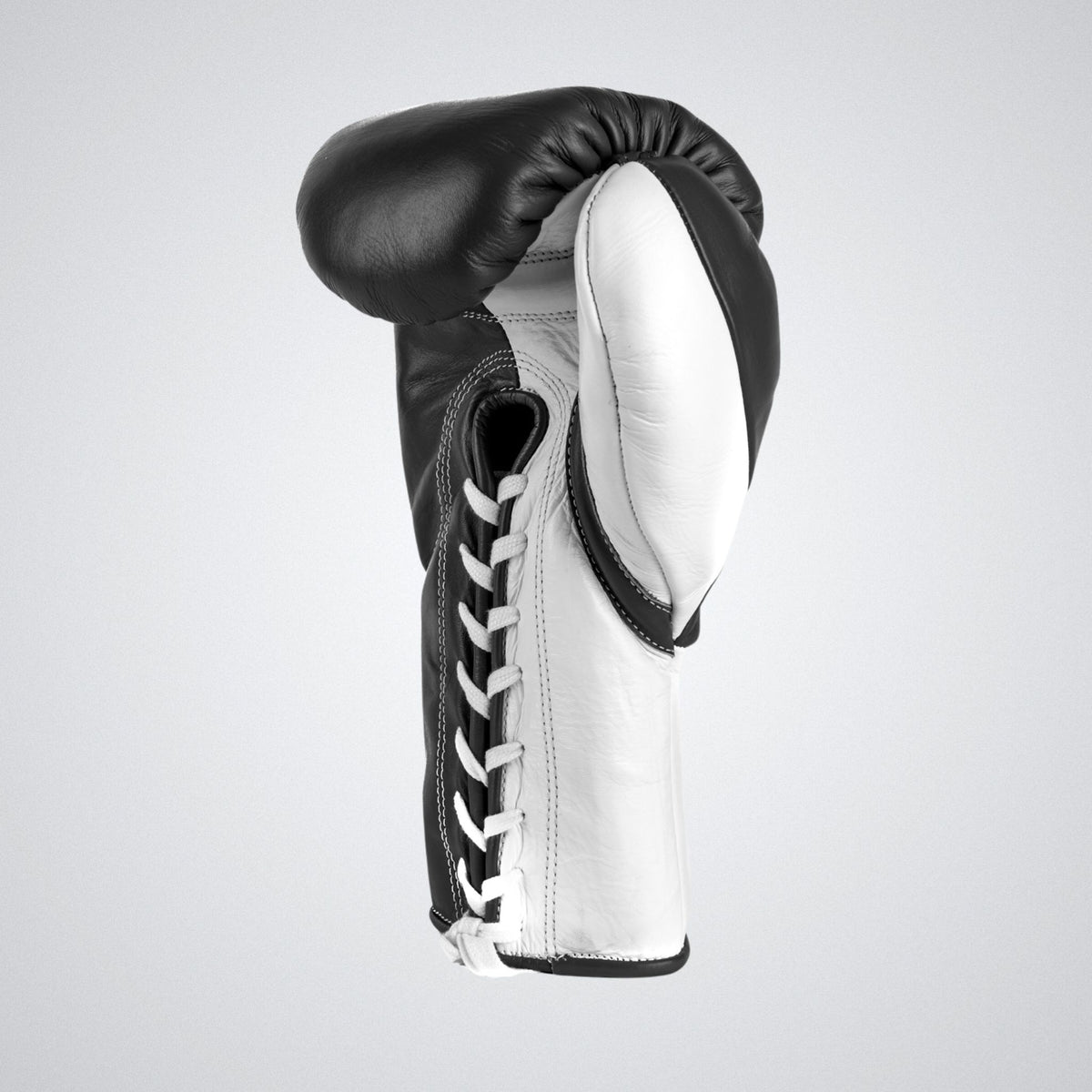 Nyrkkeilyhanskat "Strike pro boxing gloves"